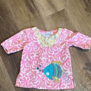 Mud Pie Pink Swirl Fish Applique Top